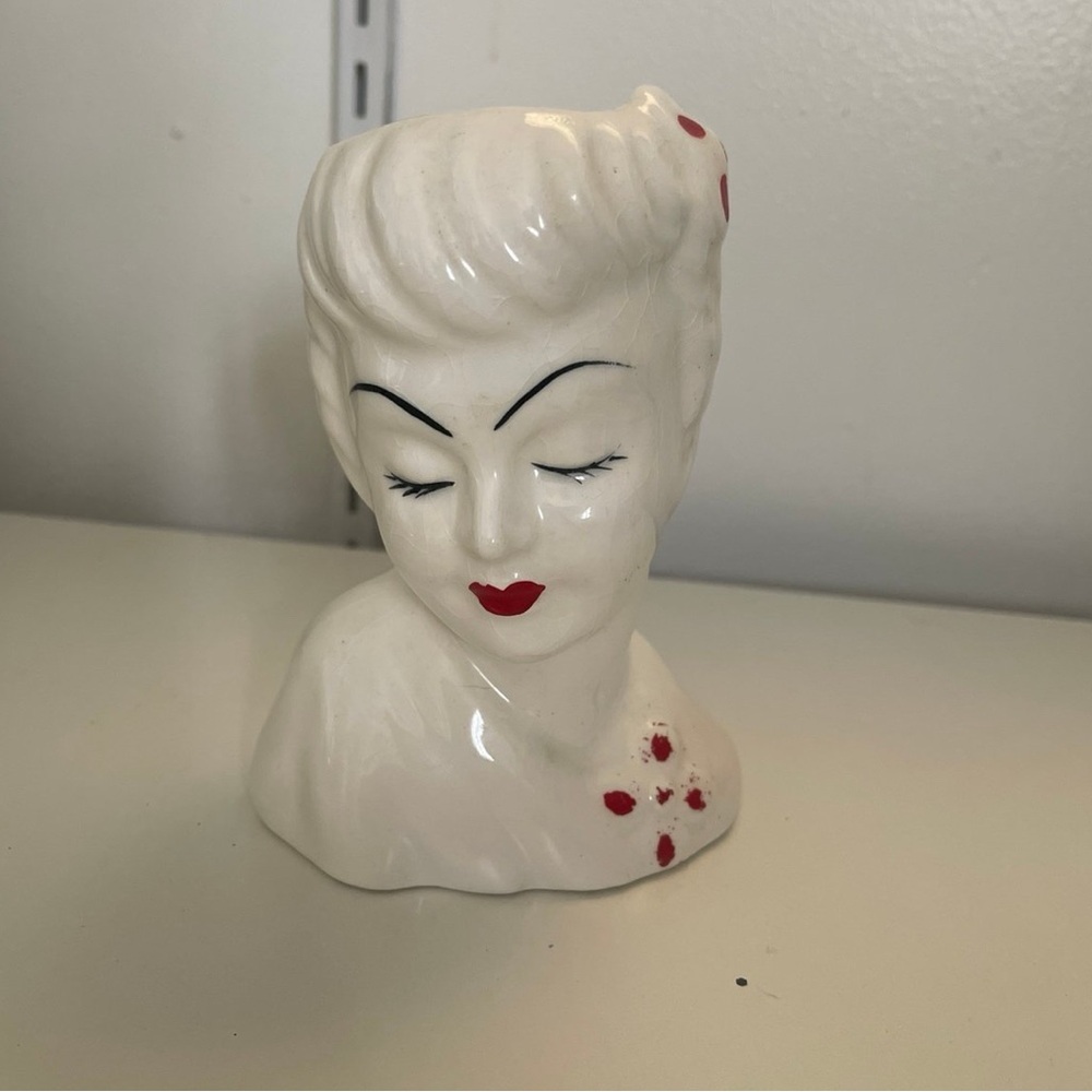 Vintage Red on White Ceramic Lady Head Vase - Charming Retro Home